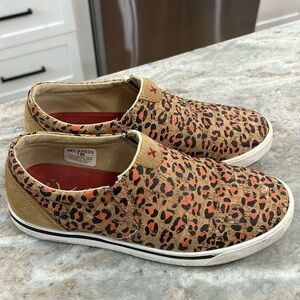 Twisted X Women’s Animal Print Slip On Kicks Shoes Size 7M
Honey/Black/Carrot
